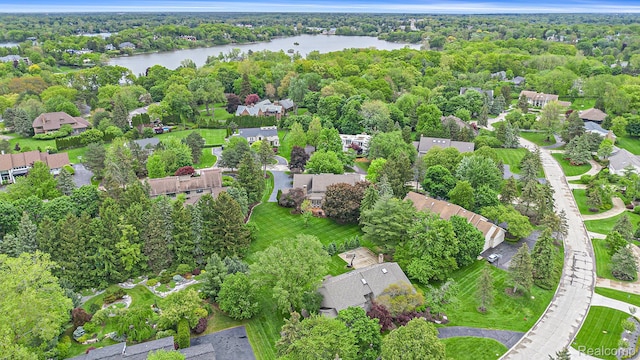 3870 Glen Falls Dr, Bloomfield Hills, MI 48302 - aerial overview of property's location featuring a large body of water and nearby suburban area