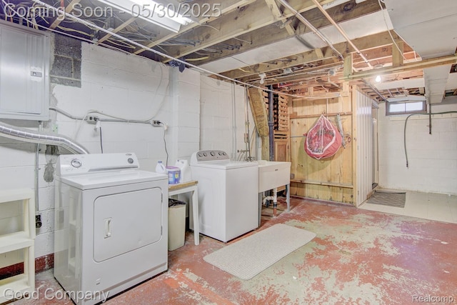 1012 W 12 Mile Rd, Royal Oak, MI 48073 - washroom featuring independent washer and dryer and electric panel