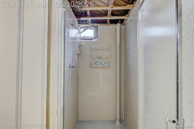 1012 W 12 Mile Rd, Royal Oak, MI 48073 - bathroom featuring a stall shower
