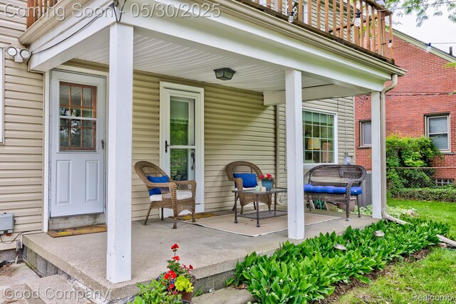 1012 W 12 Mile Rd, Royal Oak, MI 48073 - view of porch