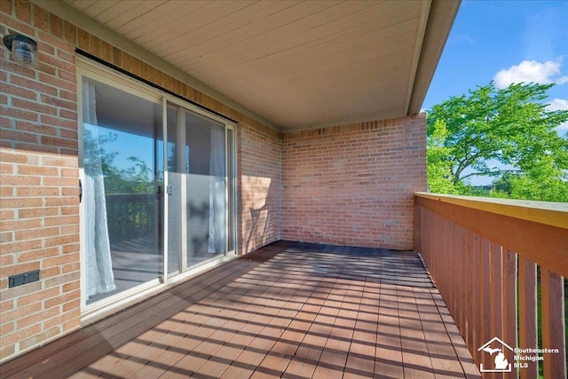 15795 Lakeside Dr, Southgate, MI 48195 - view of balcony