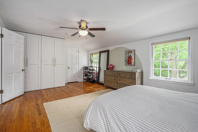808 Princeton Ave, Ann Arbor, MI 48103 - bedroom with wood finished floors and a ceiling fan