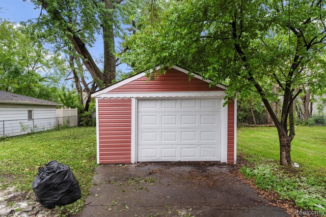18483 Freeland St, Detroit, MI 48235 - photo 25