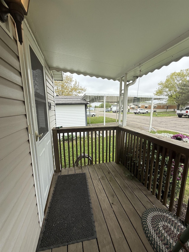 59 Clydesdale Dr, Mount Morris, MI 48458 - view of porch