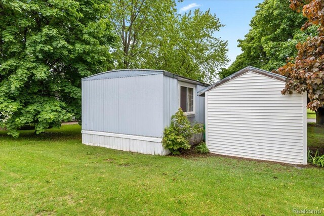 3723 Pinoak St, Clarkston, MI 48348 - view of shed
