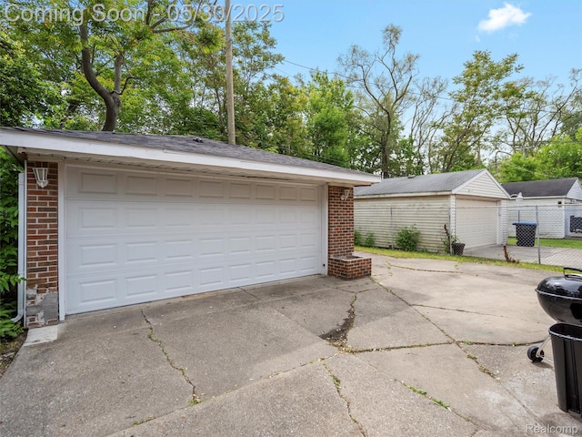 15058 Vaughan St, Detroit, MI 48223 - view of detached garage