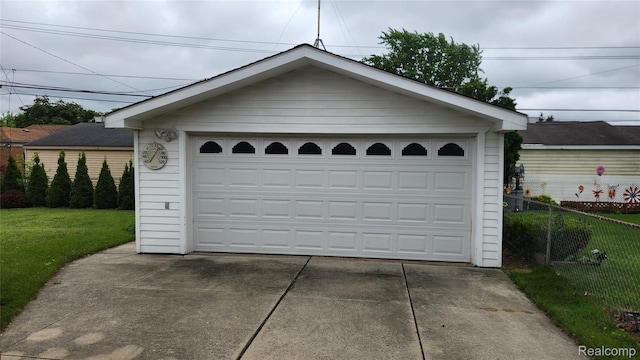 34245 Shawnee St, Westland, MI 48185 - view of detached garage