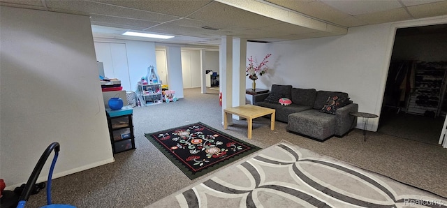 5084 Champlain Cir W, Bloomfield, MI 48323 - living room with carpet and a drop ceiling