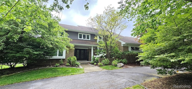 5084 Champlain Cir W, Bloomfield, MI 48323 - view of front of house featuring brick siding