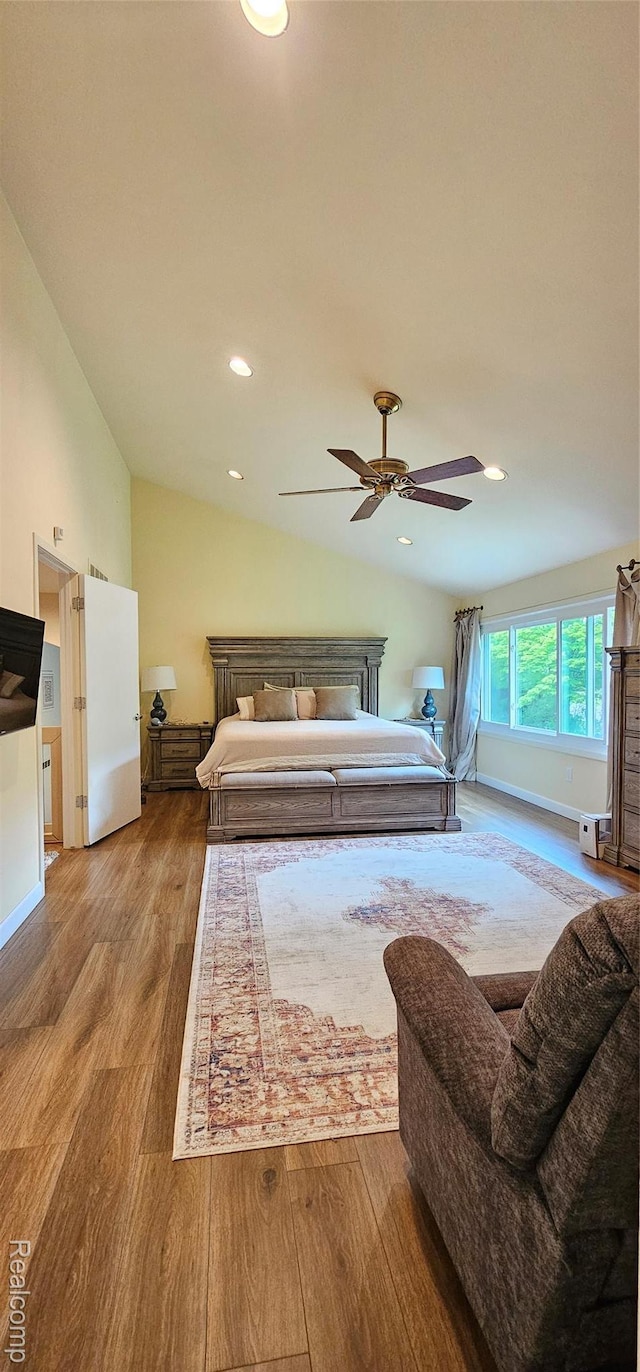 5084 Champlain Cir W, Bloomfield, MI 48323 - bedroom featuring wood finished floors, baseboards, recessed lighting, lofted ceiling, and a ceiling fan