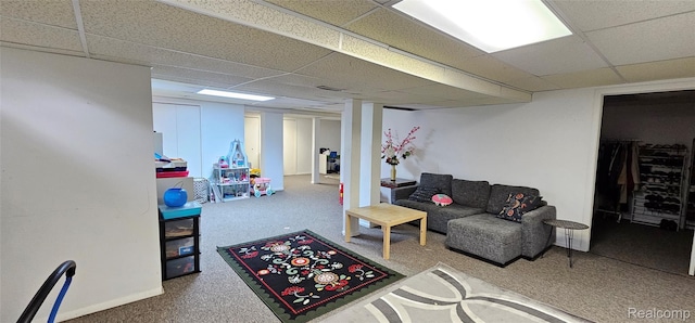 5084 Champlain Cir W, Bloomfield, MI 48323 - carpeted living room featuring a paneled ceiling