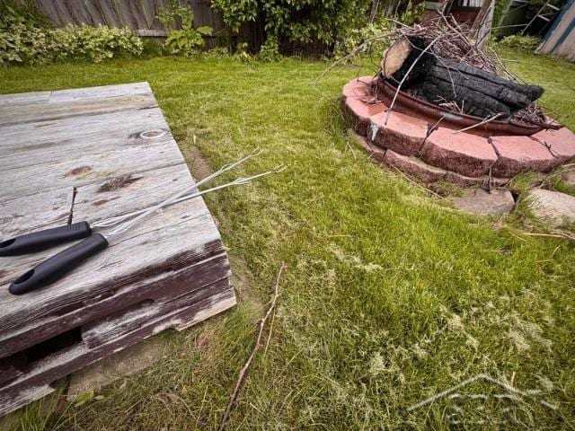 7200 Danny Dr, Saginaw, MI 48609 - view of yard