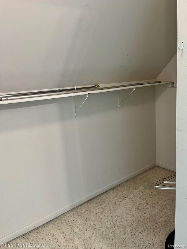 4440 Colby Ct, Burton, MI 48519 - view of spacious closet