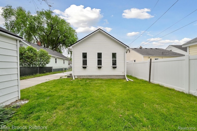 262 W Tacoma St, Clawson, MI 48017 - photo 33