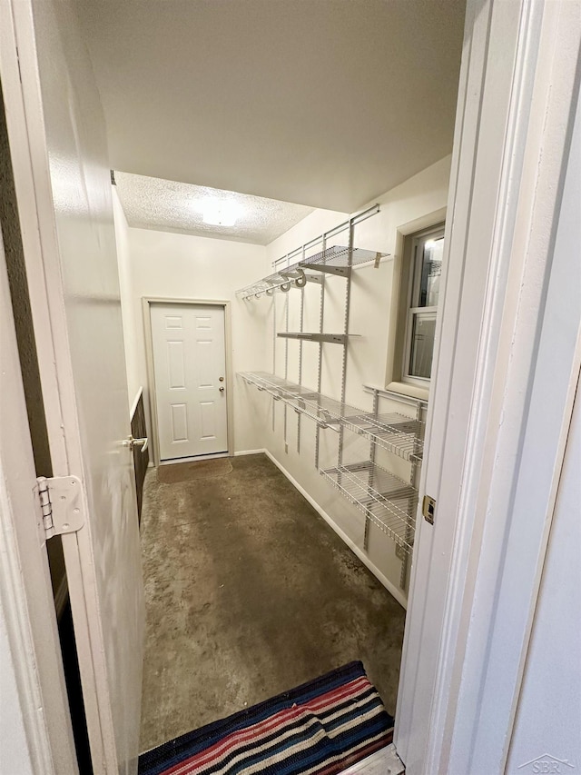 5211 S Gatesboro Dr, Saginaw, MI 48603 - view of walk in closet