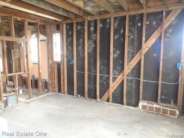 13493 Conley St, Hamtramck, MI 48212 - view of miscellaneous room