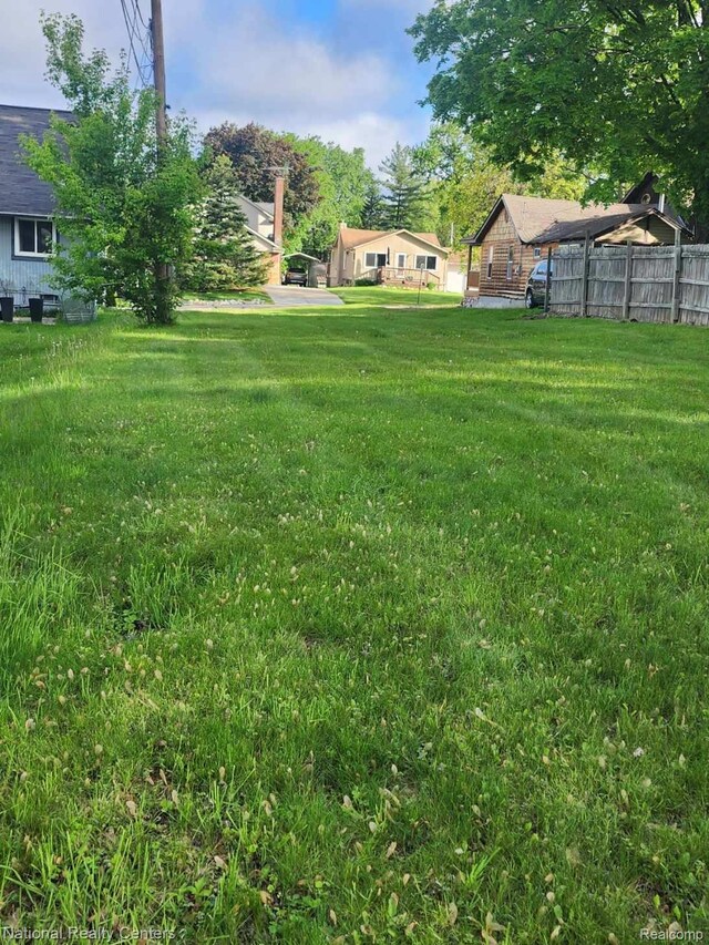 138 Welfare Blvd, Commerce Twp, MI 48390