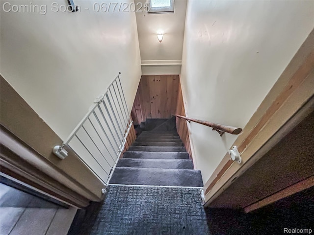 2211 N Sycamore Dr, Burton, MI 48509 - view of staircase