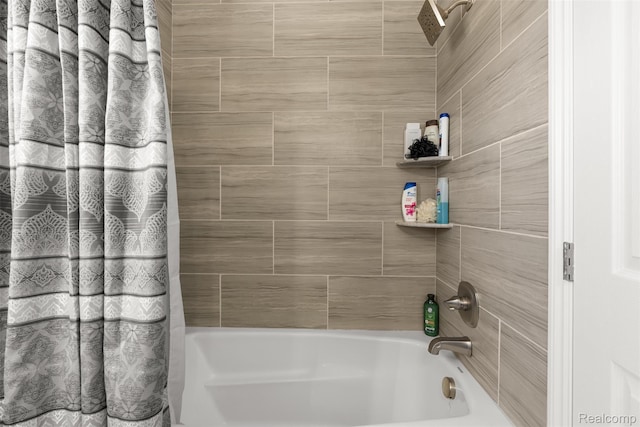 52690 Char Marie, Macomb, MI 48042 - bathroom featuring shower / bath combo with shower curtain