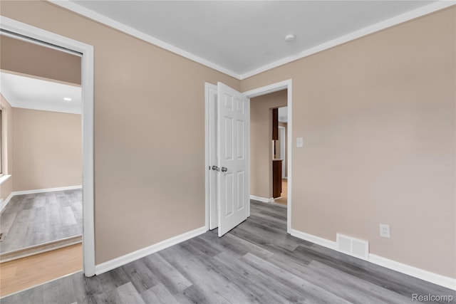 21608 Barton St, Saint Clair Shores, MI 48081 - empty room with wood finished floors and baseboards