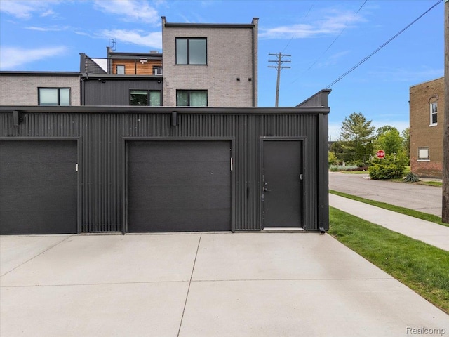 3303 Cochrane, Detroit, MI 48208 - view of gate