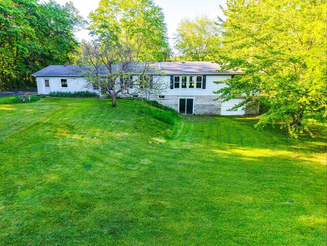 6340 Warren Woods Rd, Three Oaks, MI 49128 - view of front of house with a front yard