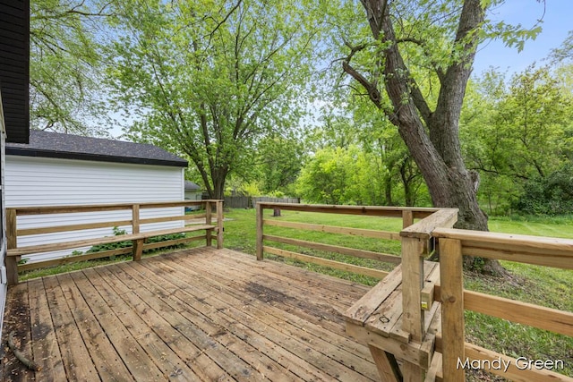 536 E Grant St, Sheridan, MI 48884 - view of deck
