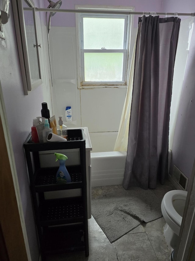 15495 Chelsea, Redford, MI 48239 - full bath featuring toilet, shower / bath combination with curtain, and concrete flooring
