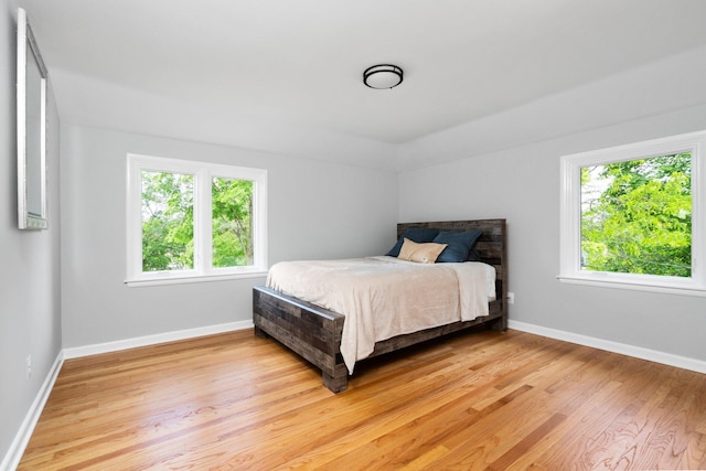 2316 Brockman Blvd, Ann Arbor, MI 48104 - bedroom featuring light wood-style floors and baseboards