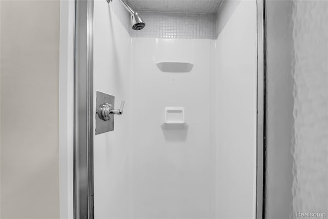 1104 James K Blvd, Pontiac, MI 48341 - bathroom view of a shower stall
