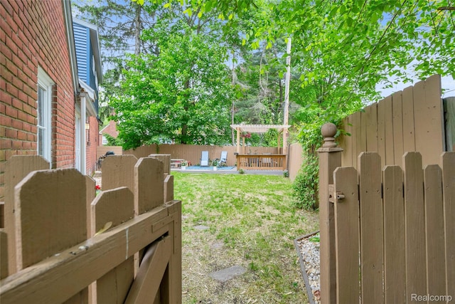 1104 James K Blvd, Pontiac, MI 48341 - view of fenced backyard