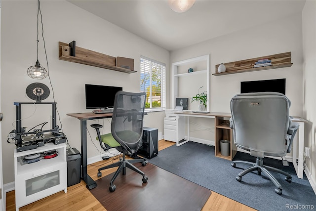 1104 James K Blvd, Pontiac, MI 48341 - office space featuring wood finished floors and baseboards