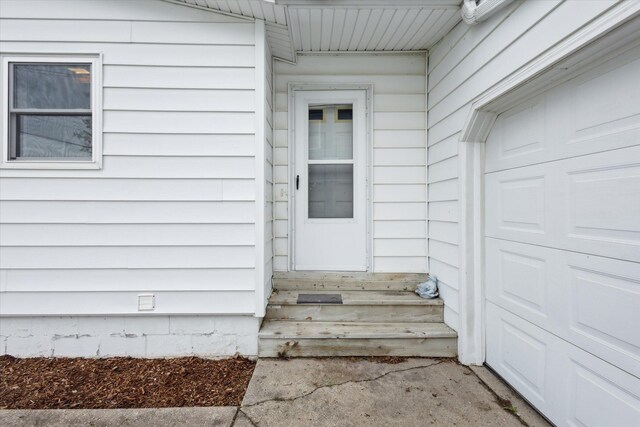 650 N Shore Dr, Crystal, MI 48818 - view of entrance to property