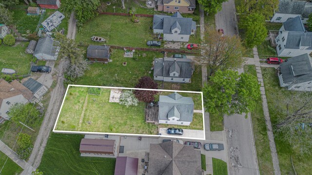 832 Wallace St, Cadillac, MI 49601