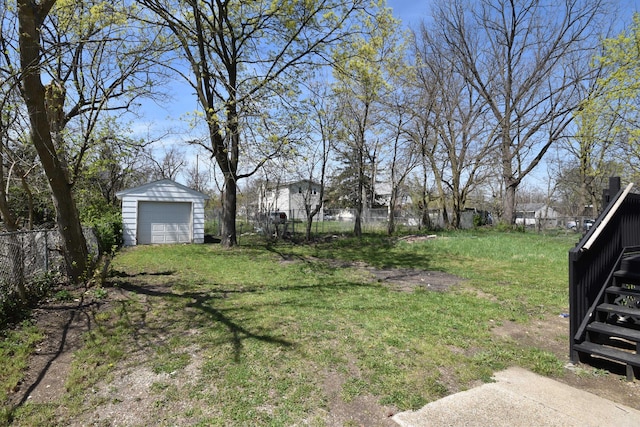 925 Princeton Ave, Kalamazoo, MI 49007 - view of yard with an outbuilding and a garage