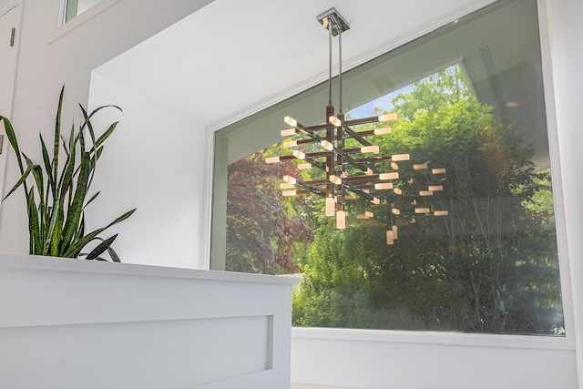 202 Orchard Hills Dr, Ann Arbor, MI 48104 - detailed view of a chandelier