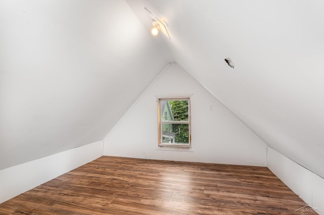 1508 Mckinley St, Bay City, MI 48708 - bonus room with lofted ceiling and wood finished floors