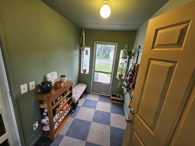 527 Jones St, Grand Ledge, MI 48837 - view of foyer