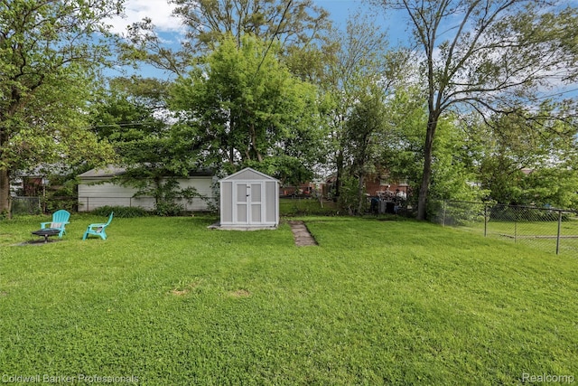 7283 Lozier Ave, Warren, MI 48091 - view of yard