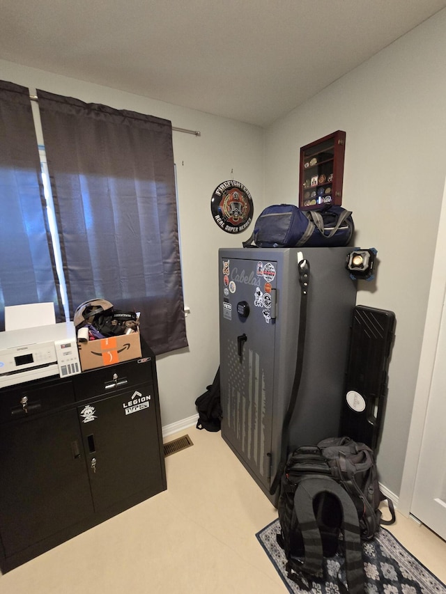 5966 Engleman Ave, Warren, MI 48091 - misc room with baseboards