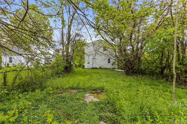 18625 Carrie St, Detroit, MI 48234 - view of yard