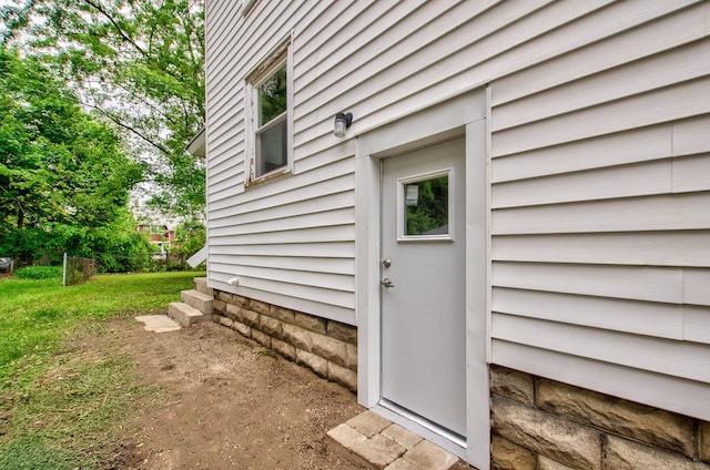 1118 Burr St, Jackson, MI 49201 - view of property entrance