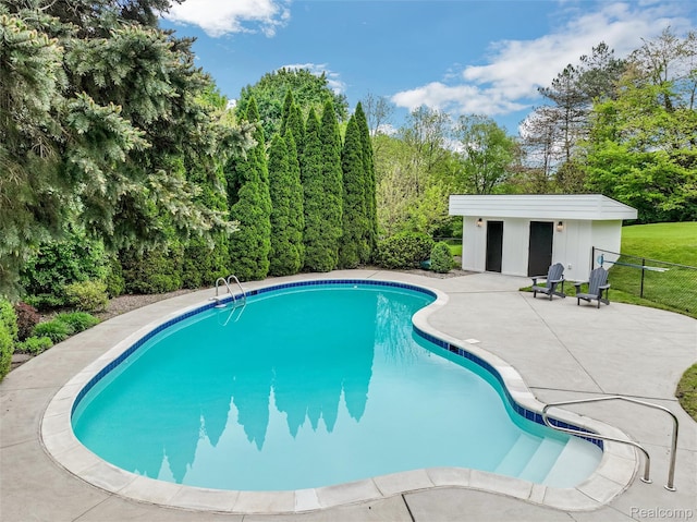941 Viewland Dr, Rochester, MI 48309 - photo 8