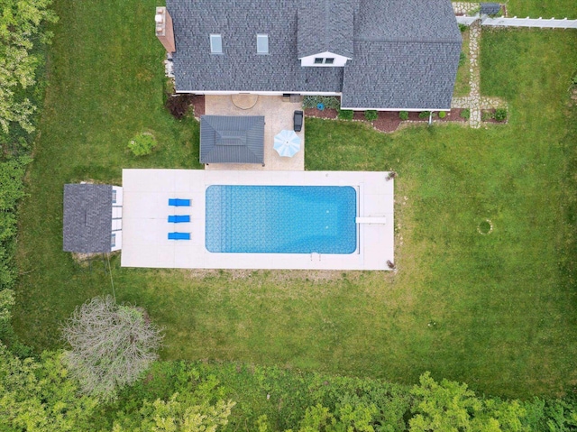 16350 Whitaker Rd, Linden, MI 48451 - aerial view of property and surrounding area featuring a pool area