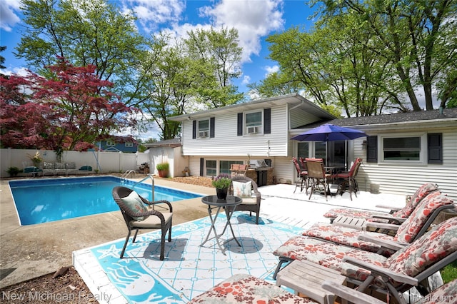 1 Sunburst Ct, Frankenmuth, MI 48734 - photo 2