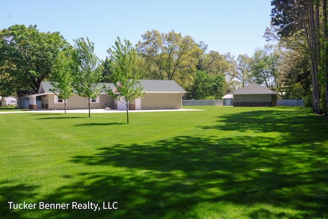 2985 Middle Lake Rd, Twin Lake, MI 49457 - view of yard