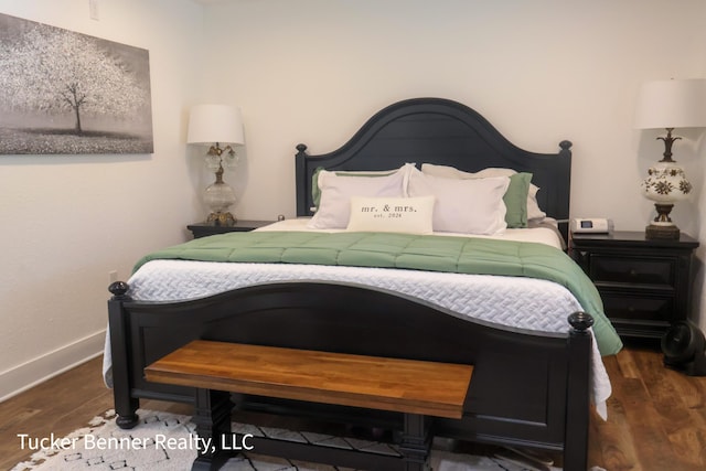 2985 Middle Lake Rd, Twin Lake, MI 49457 - bedroom featuring wood finished floors and baseboards