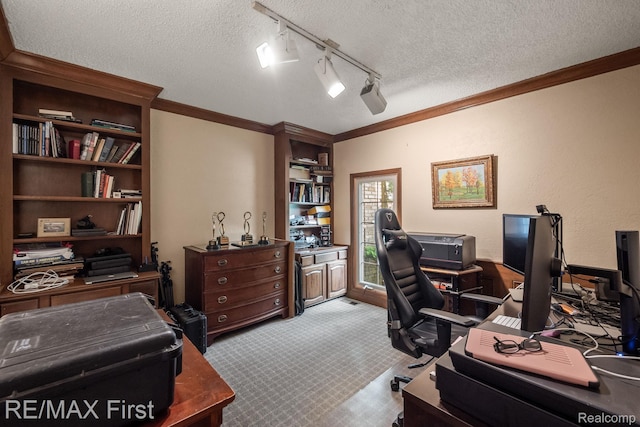 2983 Woodcreek Way, Bloomfield Hills, MI 48304 - carpeted home office with ornamental molding, a textured ceiling, and rail lighting