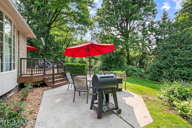 2983 Woodcreek Way, Bloomfield Hills, MI 48304 - view of patio / terrace featuring outdoor dining space, a wooden deck, area for grilling, and view of wooded area