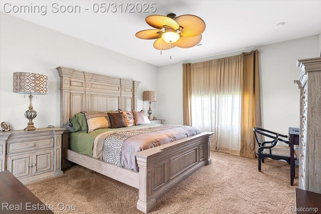 23893 Manistee Ln, Flat Rock, MI 48134 - bedroom with light carpet and a ceiling fan